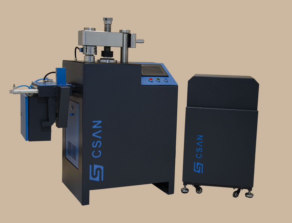 دستگاه پرس نمونه آزمایشگاهی جهت آماده‌سازی قرص پودری برای آنالیز XRF و سایر روش‌ها، با عملکرد هیدرولیکی دقیق و طراحی صنعتی مناسب برای آزمایشگاه‌های کنترل کیفیت.